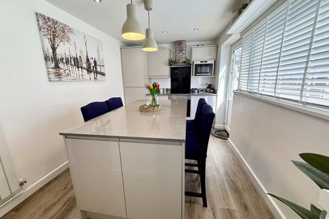 36 Bedford Road, Houghton Regis, Dunstable, LU5 5DJ