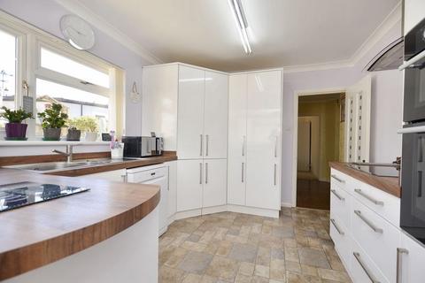 6 Beverley Rise, Brixham, TQ5 9NQ
