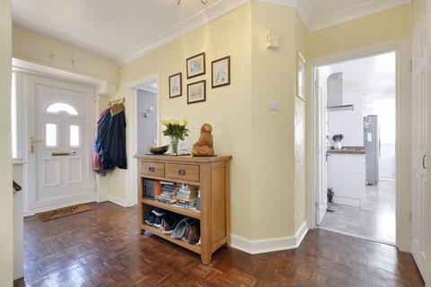 6 Beverley Rise, Brixham, TQ5 9NQ