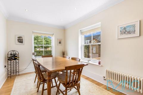 14 Orchid Close, Goffs Oak, Waltham Cross, EN7 5NF