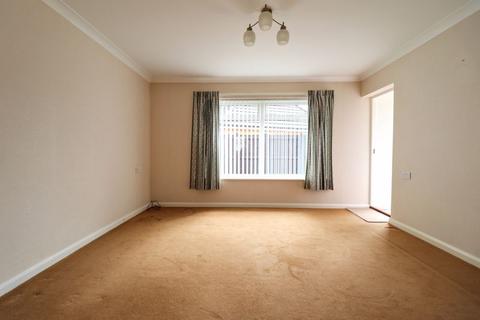 2 Barons Close, Bletchley, Milton Keynes, MK2 2UP