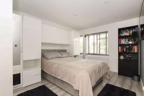 27 Coles Hill, Hemel Hempstead, HP1 3JW