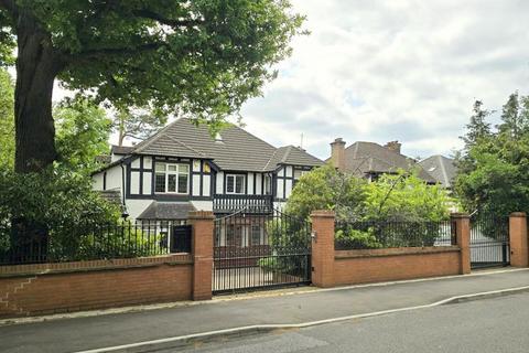 7 bedroom detached house for sale, Elms Road, Harrow Weald