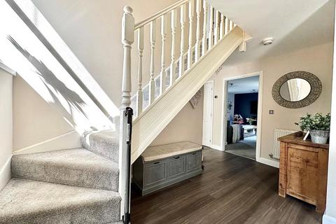 5 Towpath Avenue, Northampton, NN4 9DW
