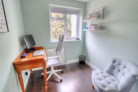 19 Barkus Way, Stokenchurch, High Wycombe, HP14 3RD