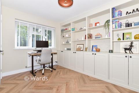 3 bedroom chalet for sale, Downs View Road, Penenden Heath, Maidstone, Kent