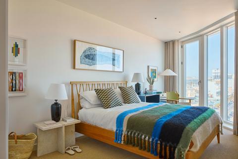 2 bedroom apartment for sale, Shoreline Crescent, Folkestone, CT20
