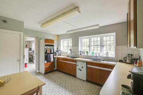 undefined, Hook Hill, Sanderstead, Surrey, CR2 0LB