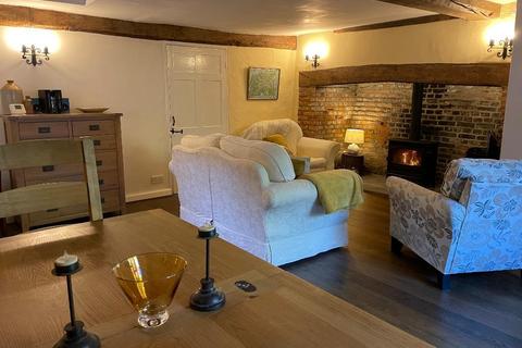 undefined, High Street, Tenterden, Kent, TN30 6LB