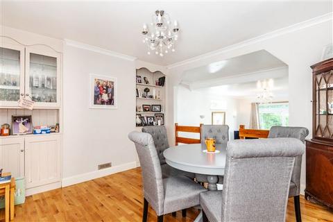 4 bedroom chalet for sale, Uplands Avenue, Worthing, West Sussex, BN13 3AA