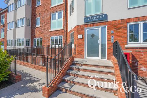 2 bedroom apartment for sale, long Road, Canvey Island, SS8