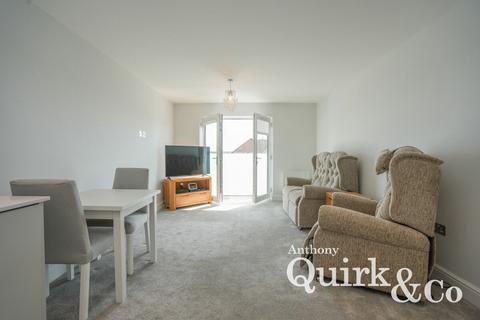 2 bedroom apartment for sale, long Road, Canvey Island, SS8