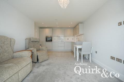 2 bedroom apartment for sale, long Road, Canvey Island, SS8