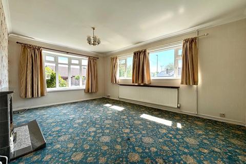 2 bedroom bungalow for sale, Alma Close, Up Hatherley, Cheltenham
