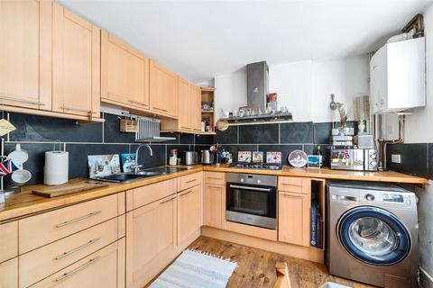 2 bedroom terraced house for sale, Chapel Road, London