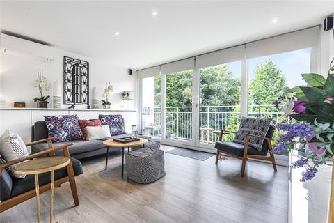 30 Leaf Close, Northwood, HA6 2YY