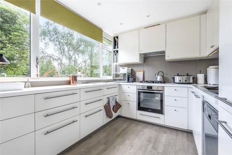 30 Leaf Close, Northwood, HA6 2YY