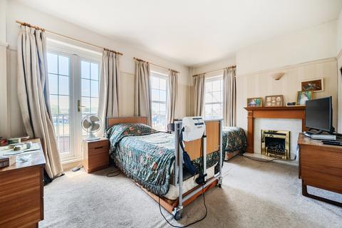 2 bedroom apartment for sale, Westgate Street, Cardiff