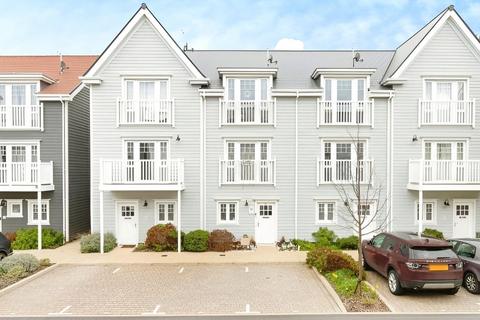 undefined, Maine Street, Reading, Berkshire