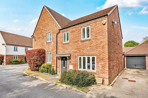 18 Baker Crescent, Wokingham, RG40 1GR