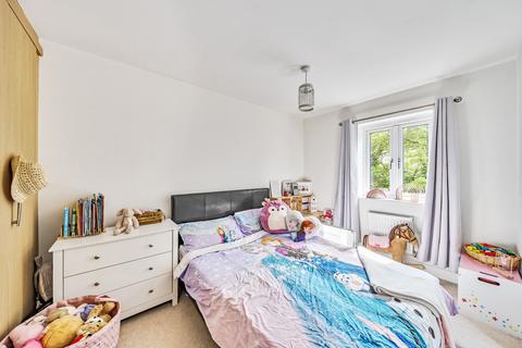 18 Baker Crescent, Wokingham, RG40 1GR