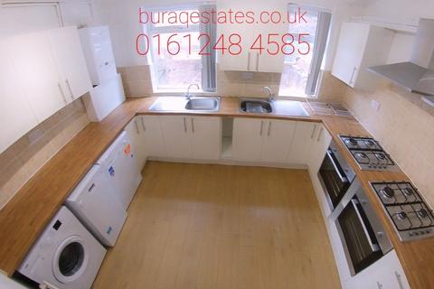 7 bedroom terraced house for sale