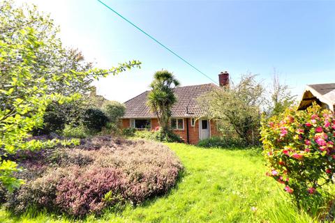 Hazelbank Staple Lane, West Quantoxhead, Taunton, TA4 4DE