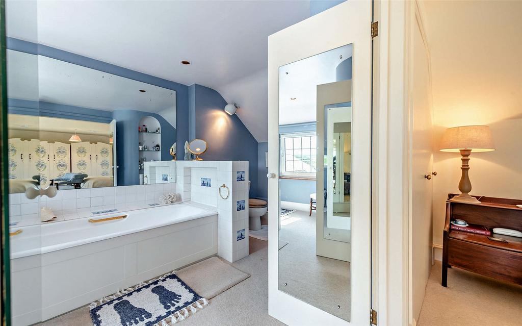 En Suite Bathroom