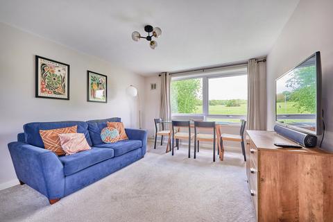 6 Bowling Close, Harpenden, AL5 1QP