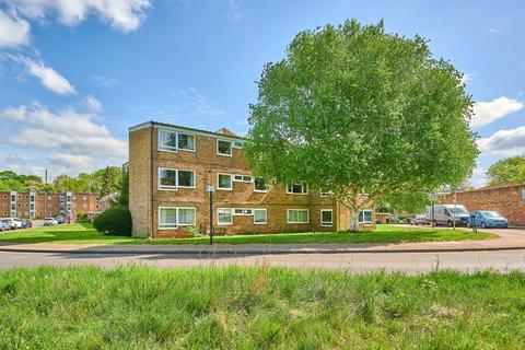 6 Bowling Close, Harpenden, AL5 1QP