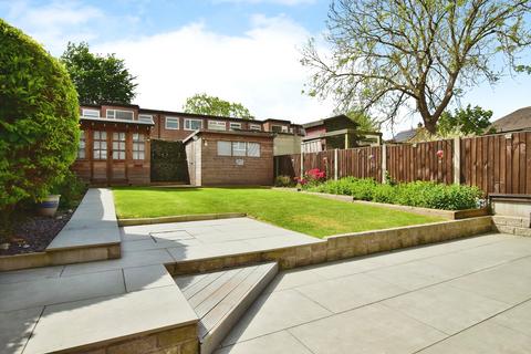3 bedroom end of terrace house for sale, Grange Avenue, Cheadle SK8