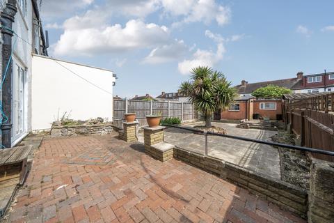 18 Beech Grove, Mitcham, CR4 1LH