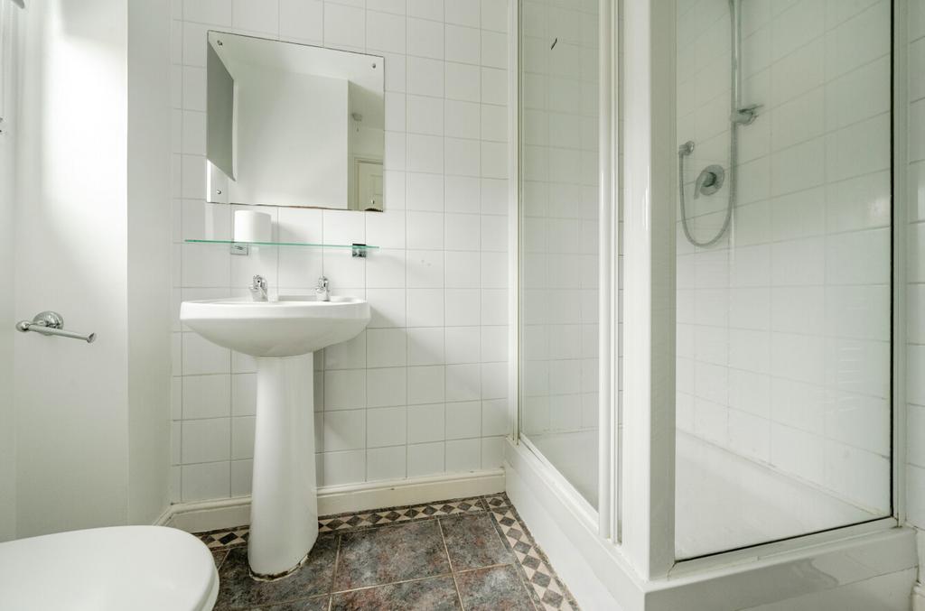 18-681ca6bd1043e-...
