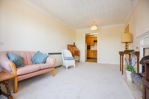 1 bedroom apartment for sale, Ashdene Gardens, Warwickshire CV8
