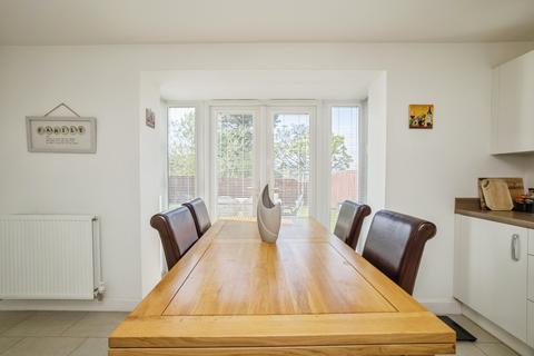 3 Ryndale Drive, Dalkeith, EH22 2EL