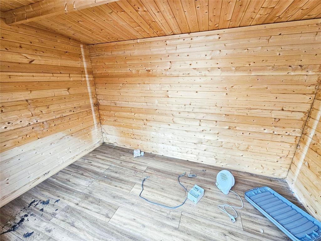 Outbuilding/Office