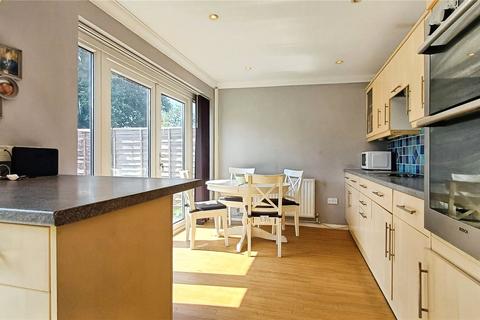 2 Kelso Drive, Gravesend, DA12 4NR