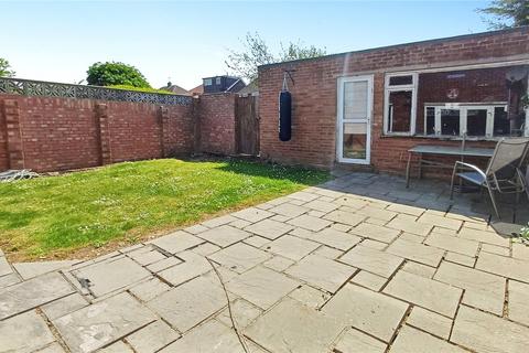 2 Kelso Drive, Gravesend, DA12 4NR