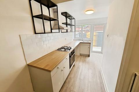 2 bedroom terraced house to rent, Hampson Street, Greater Manchester M33