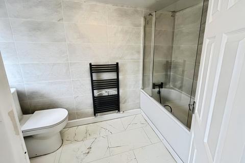 2 bedroom terraced house to rent, Hampson Street, Greater Manchester M33