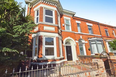 6 bedroom end of terrace house to rent, Dentons Green Lane, St. Helens WA10