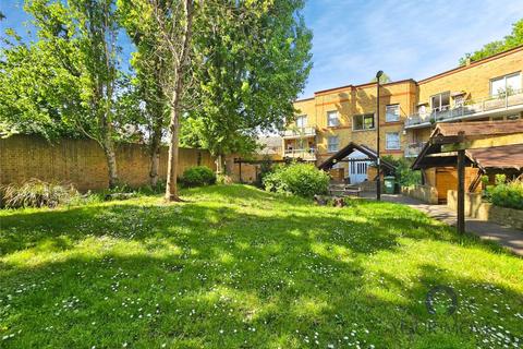 Robert Lowe Close, London SE14
