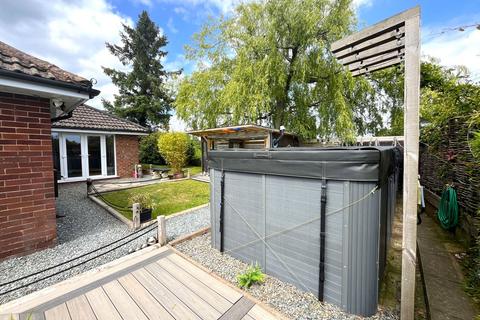 4 bedroom detached bungalow for sale, Exeter EX5