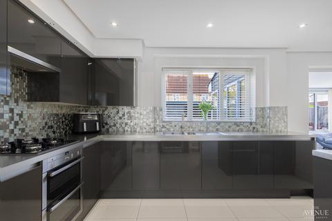 22 Wadley Close, Tiptree, Colchester, CO5 0SL