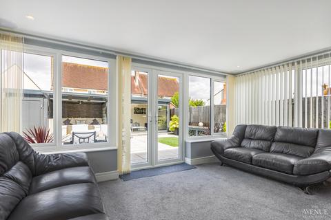 22 Wadley Close, Tiptree, Colchester, CO5 0SL