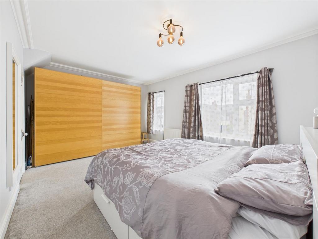 Bedroom: