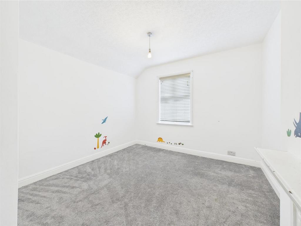 Bedroom: