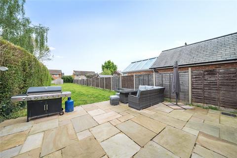 Sunnyside Eversley Road, Yateley, GU46 7RH