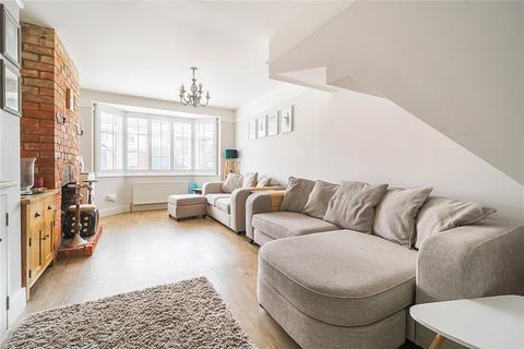 Sunnyside Eversley Road, Yateley, GU46 7RH
