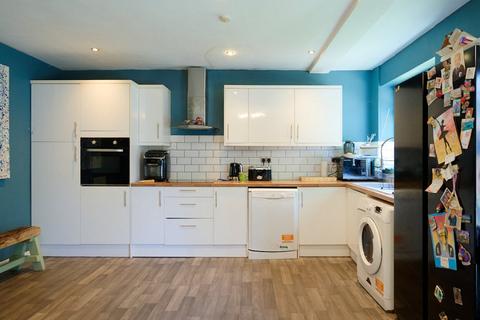 4 bedroom semi-detached bungalow for sale, Cathedral Road, Oldham, OL9